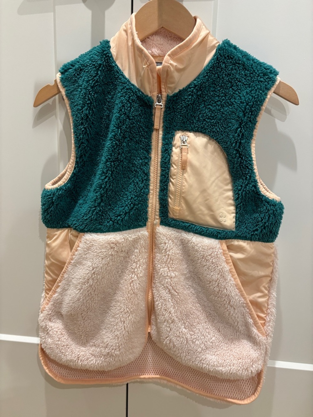 Sweaty Betty women’s XS Teal & Peach & Blush Mixed-Texture Vest